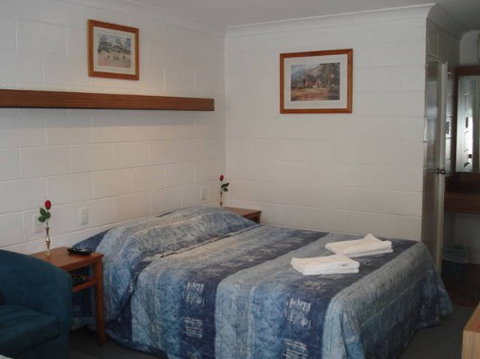 Byer Fountain Motor Inn - Accommodation Batemans Bay 2