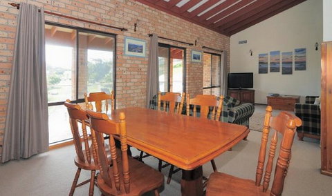 Baileys, Gerringong - Accommodation Batemans Bay 3