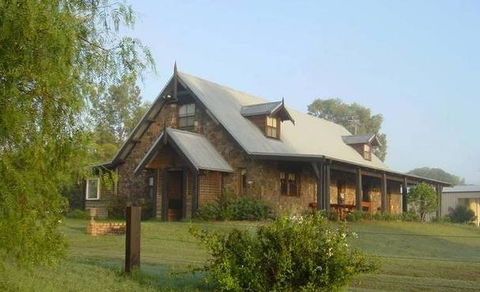 Bonn Abbey - Accommodation Batemans Bay 5