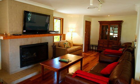 Cicada Country House - Accommodation Batemans Bay 4