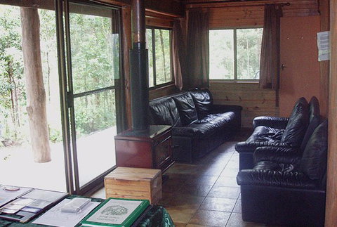 Carawirry Cabins - Accommodation Batemans Bay 4