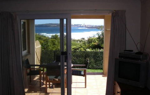 A Beach House Near Manly - Accommodation Batemans Bay 2
