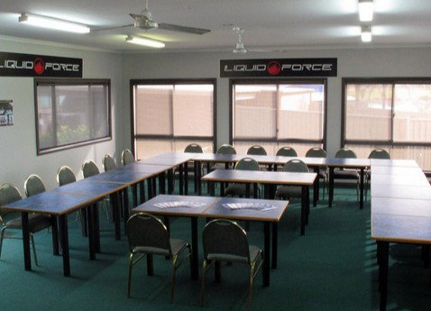 Cables Lodge Accommodation - Accommodation Batemans Bay 3