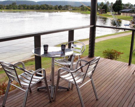 Cables Lodge Accommodation - Accommodation Batemans Bay 4