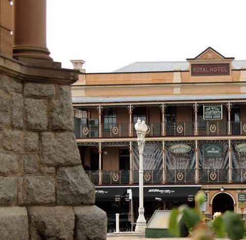 Bathurst Heritage Apartments And Cottages - Accommodation Batemans Bay 5