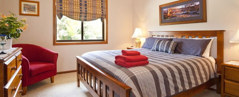 Clifton Gardens Bed And Breakfast - Orange NSW - Accommodation Batemans Bay 0