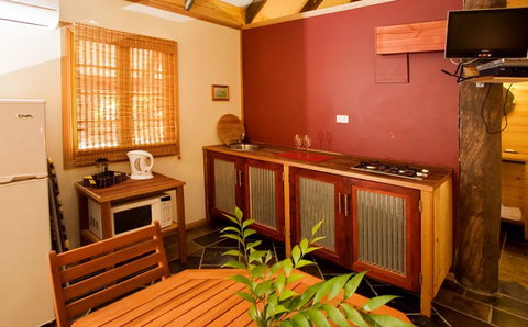 Rainforest Ranch - Accommodation Batemans Bay 1