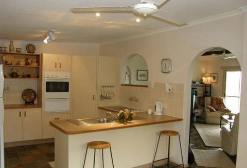 Waterfront Oasis - Accommodation Batemans Bay 2