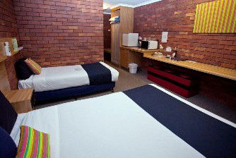 Blue Shades Motel - Accommodation Batemans Bay 1