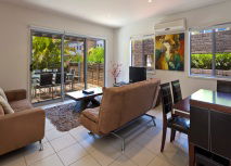 Best Western Plus Quarterdecks Retreat - Accommodation Batemans Bay 2