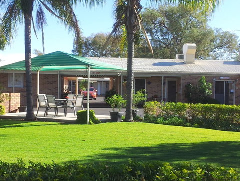 Waltzing Matilda Motor Inn - Accommodation Batemans Bay 1