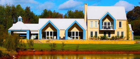 Cape Lodge - Accommodation Batemans Bay 4