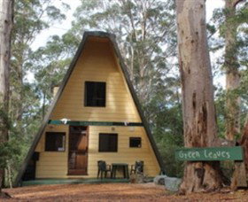 Green Leaves Cabin - Accommodation Batemans Bay 0