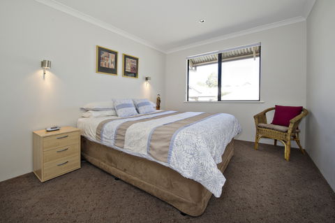Peppi Lane Apartment - Accommodation Batemans Bay 5