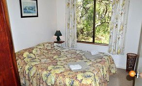 Uhuru Chalets - Accommodation Batemans Bay 5