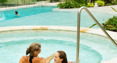Azzura Greens Resort - Accommodation Batemans Bay 2