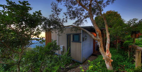 At Remingtons B & B - Accommodation Batemans Bay 1
