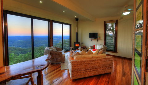 At Remingtons B & B - Accommodation Batemans Bay 3