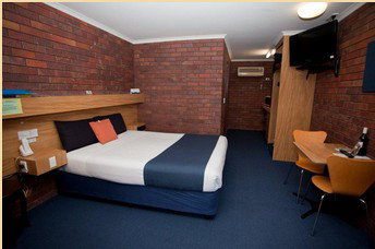 Comfort Inn Blue Shades - Accommodation Batemans Bay 0