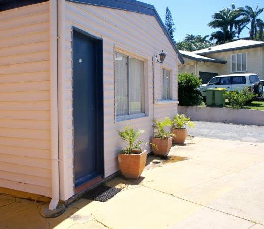 North Mackay QLD Accommodation Batemans Bay