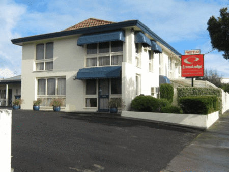 Econo Lodge Hacienda Motel - Accommodation Batemans Bay
