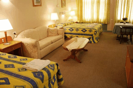 Royal Centrepoint Motel - Accommodation Batemans Bay 1