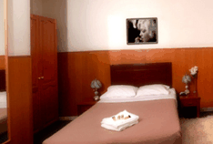 Holiday Lodge - Accommodation Batemans Bay
