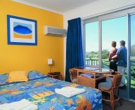 Ocean Side Hawks Nest - Accommodation Batemans Bay 1