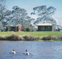 Compass Country Cabins - Accommodation Batemans Bay