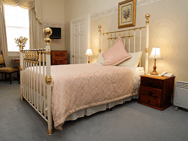 The Lodge On Elizabeth - Accommodation Batemans Bay 3