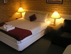 Blue Violet Motor Inn - Accommodation Batemans Bay 3