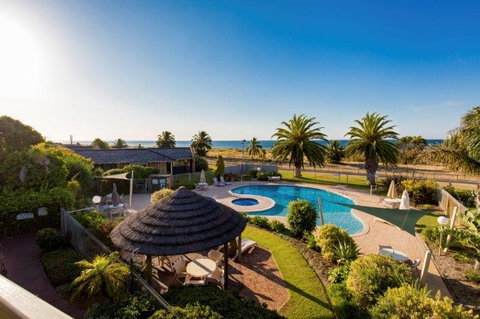 Busselton Beach Resort - Accommodation Batemans Bay 0