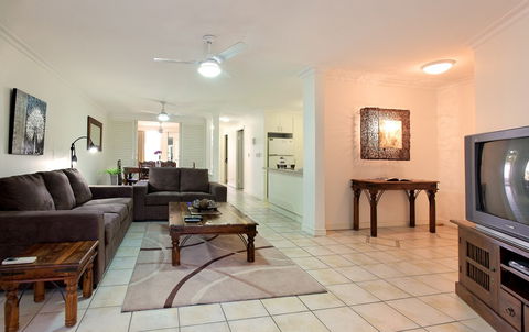 La Grande Apartments Broadbeach - Accommodation Batemans Bay 0