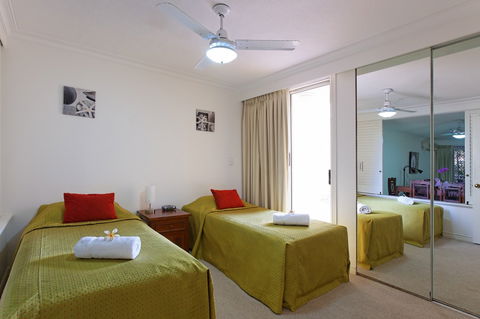 La Grande Apartments Broadbeach - Accommodation Batemans Bay 6