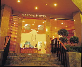 Aarons Hotel - Accommodation Batemans Bay 0