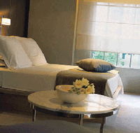 Establishment Hotel - Accommodation Batemans Bay