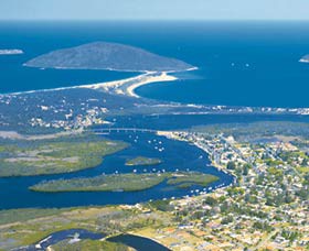 Golden Chain Tea Gardens Club Inn Motel - Accommodation Batemans Bay 0