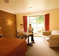 AAt 28 GOLDSMITHGolden Chain Motel - Accommodation Batemans Bay