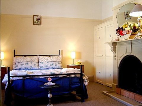 Boutique Motel Sefton House - Accommodation Batemans Bay 2