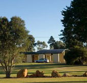  William Macintosh Motor Lodge - Accommodation Batemans Bay
