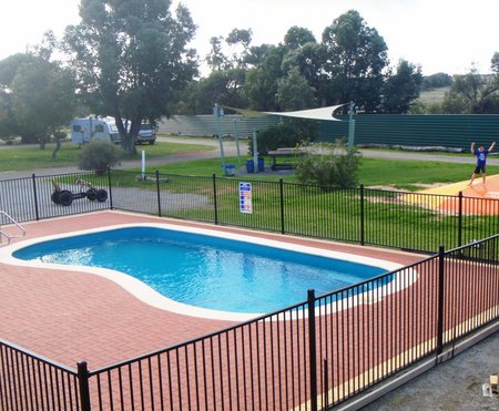 Elliston Caravan Park - Accommodation Batemans Bay 1