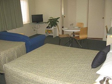 Paramount Motel And Serviced Apartments - Accommodation Batemans Bay 2