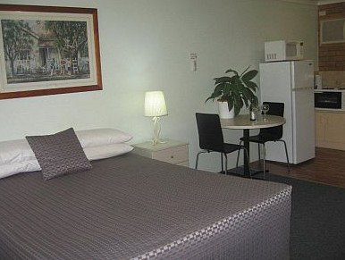 Paramount Motel And Serviced Apartments - Accommodation Batemans Bay 4