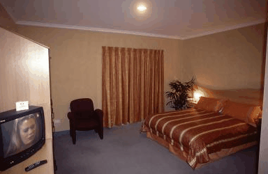 The Lighthouse Hotel - Accommodation Batemans Bay