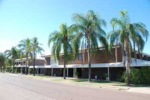 Outback Longreach - Accommodation Batemans Bay 1