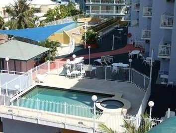 Cullen Bay Serviced Apartments - Accommodation Batemans Bay 0