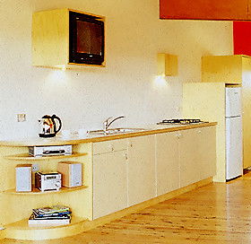 Hilltop Studios - Accommodation Batemans Bay 0