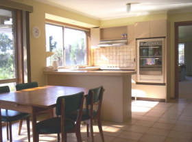 Red Rock Lodge - Accommodation Batemans Bay 0