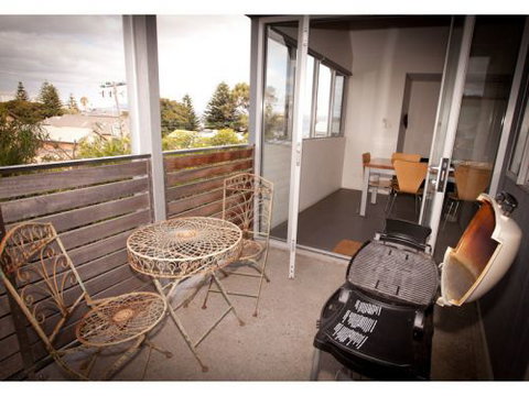 Hanover Bay Studio Apartments - Accommodation Batemans Bay 2