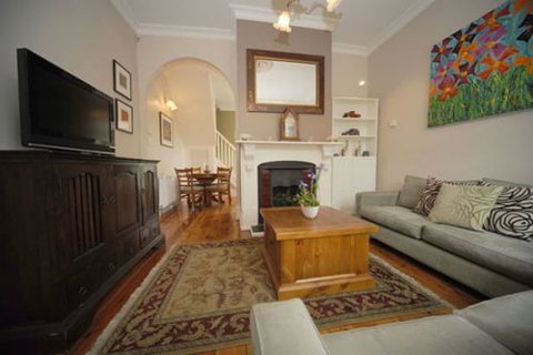 Stay Innercity - Accommodation Batemans Bay 0